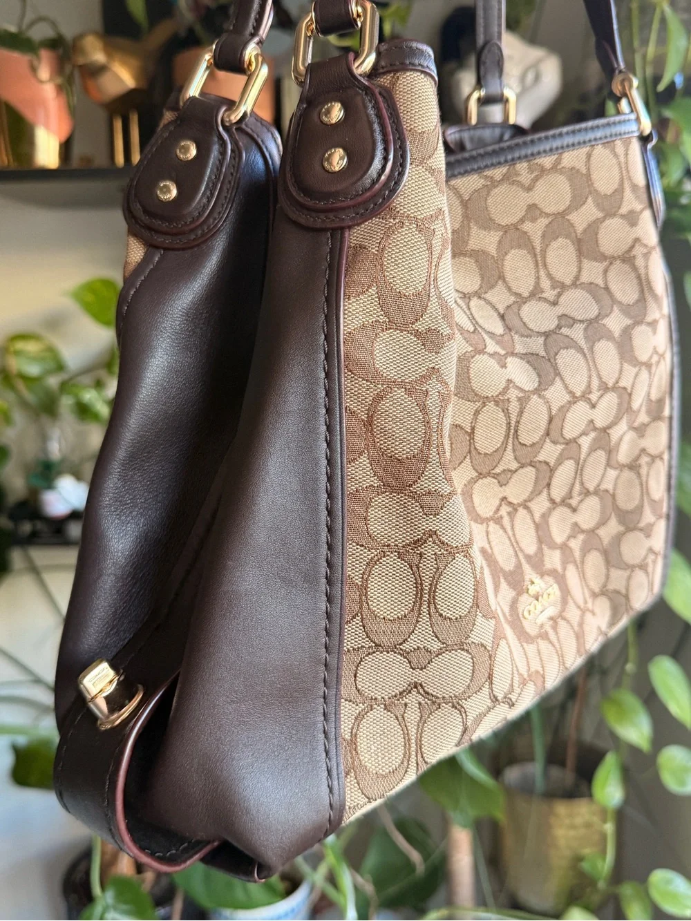 Coach shoulder bag